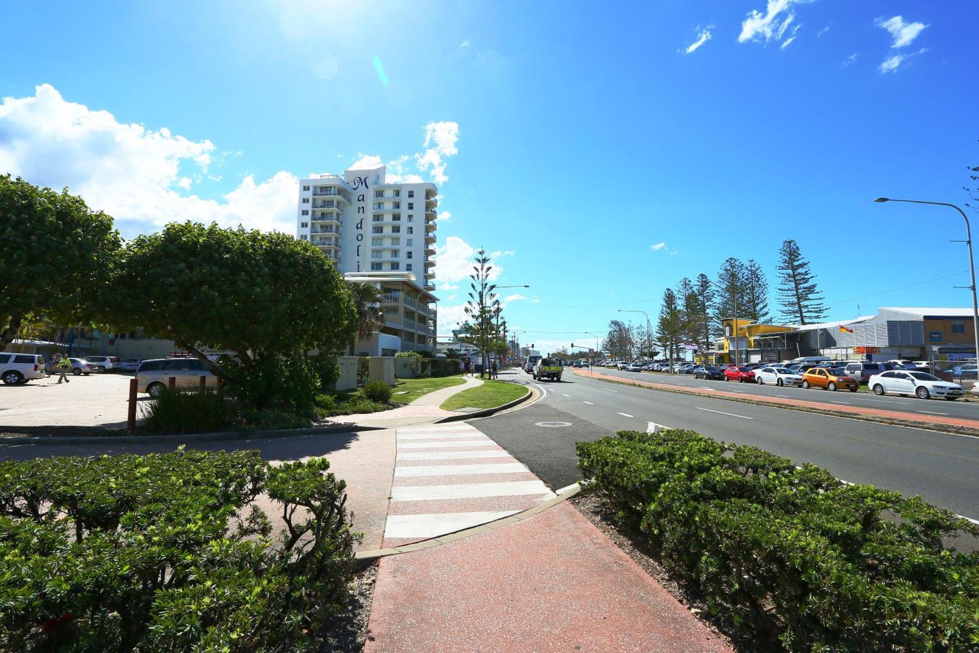 Mandolin Beachfront Resort Alexandra Headland Exterior foto
